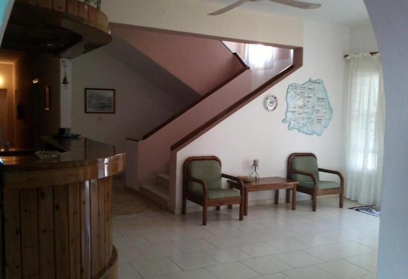 فندق Guest House Polyvotis