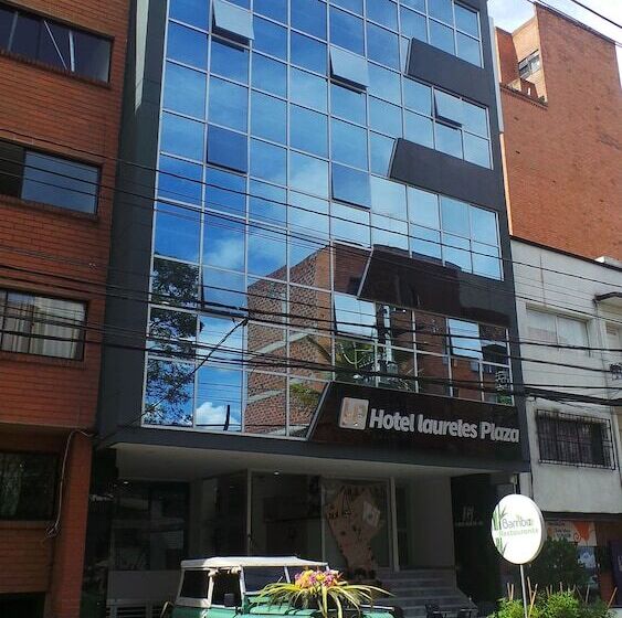 בית מלון כפרי Laureles Plaza