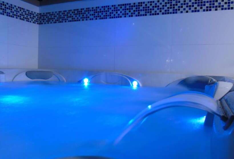 בית מלון כפרי Laureles Plaza