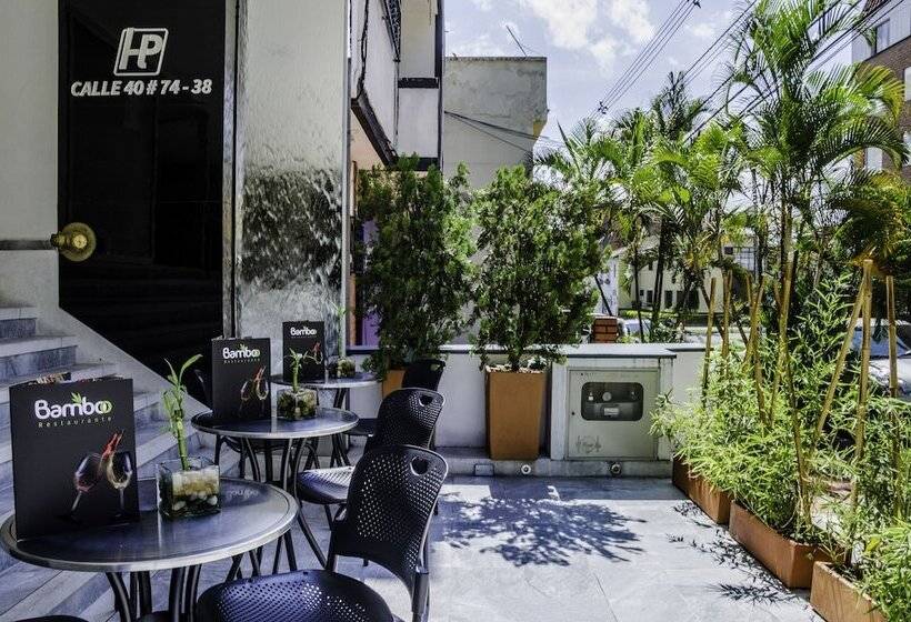 בית מלון כפרי Laureles Plaza