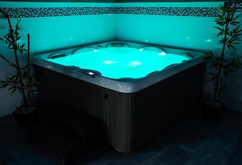 בית מלון כפרי Laureles Plaza