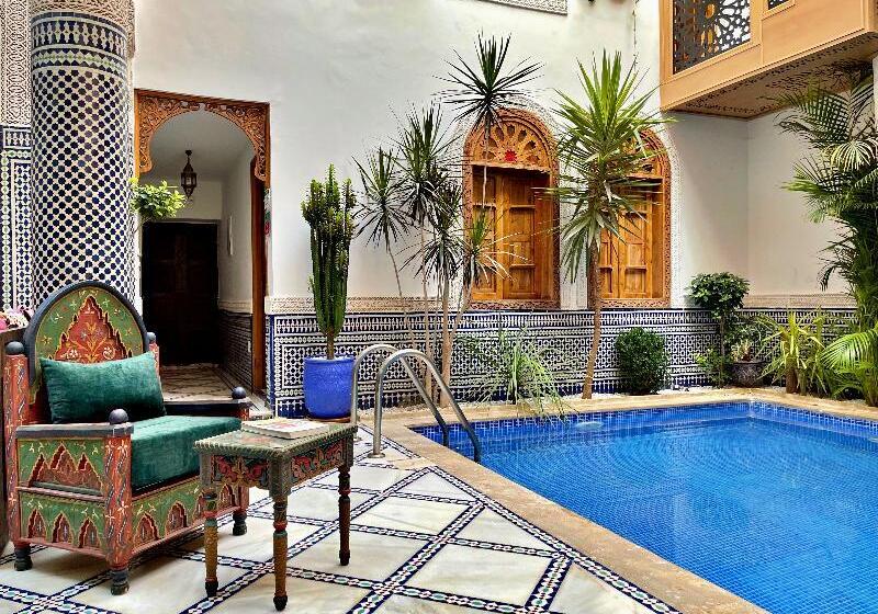 酒店 Riad Marjana Suites & Spa