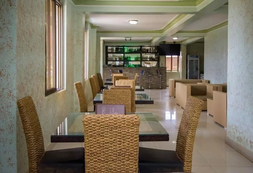 Hotel Tesh