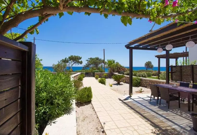 Hotelli Villa Sunrise