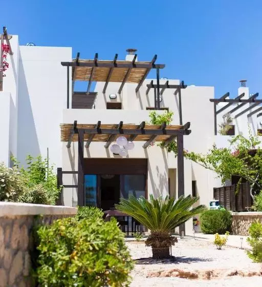 Hotelli Villa Sunrise