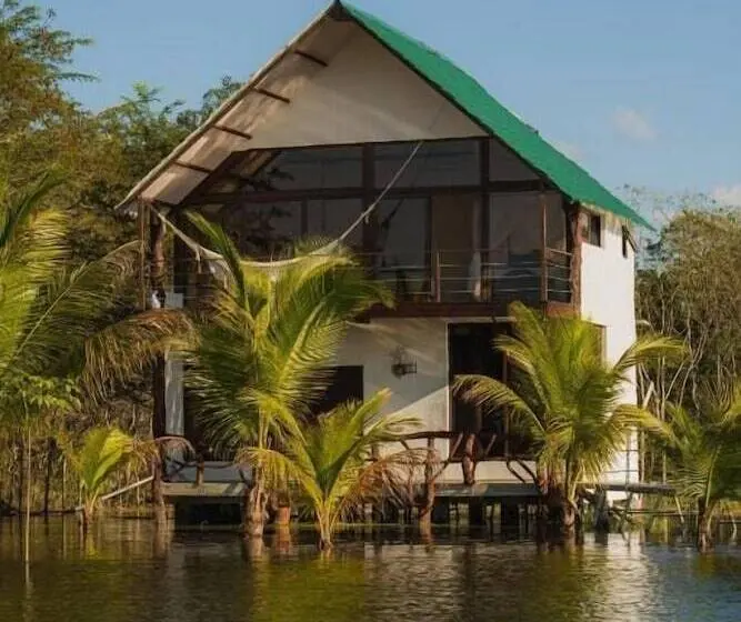 هتل Paraíso Nimah