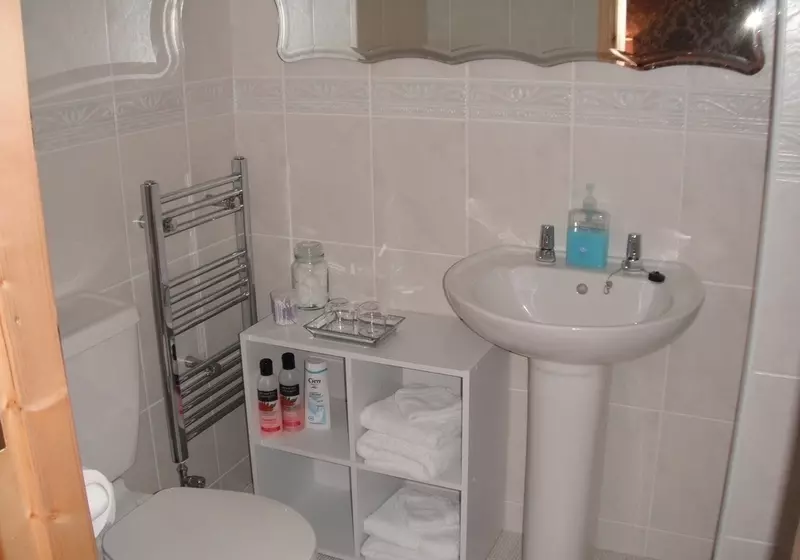 Aamiaismajoitus (B&B) Briar Lodge