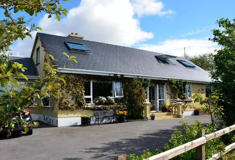 تختخواب و صبحانه Inisean Ocean View