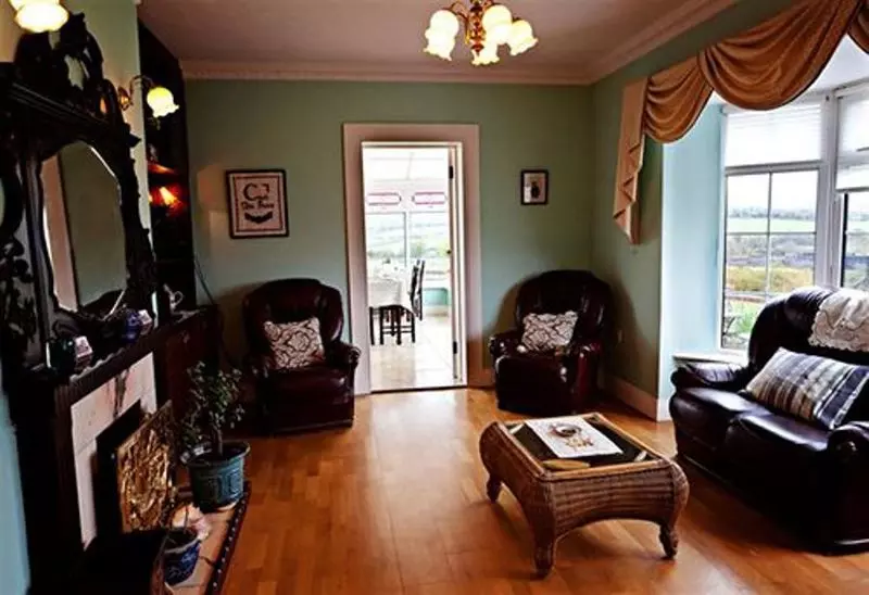 ベッドアンドブレックファースト Reades Farmhouse