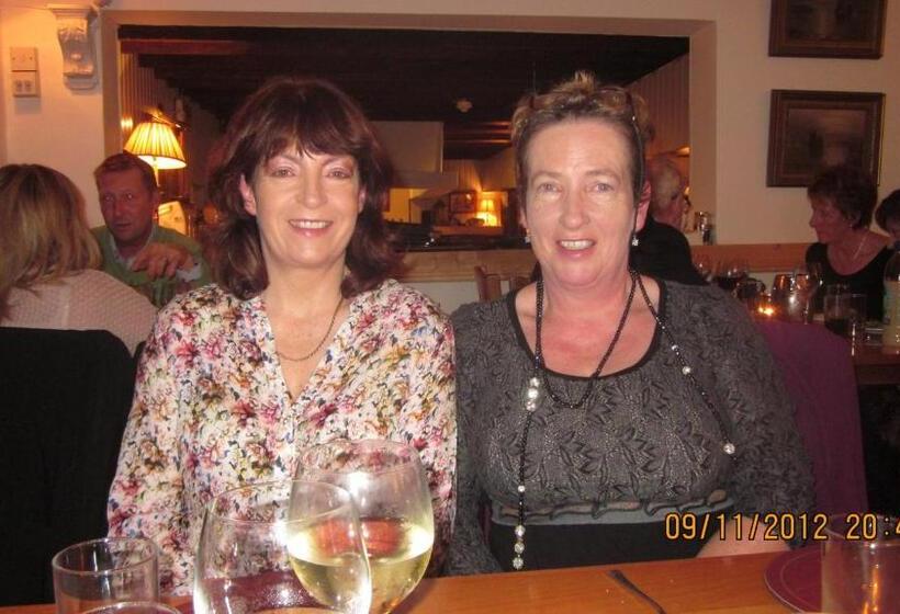 Bed and Breakfast Seafield Farmhouse