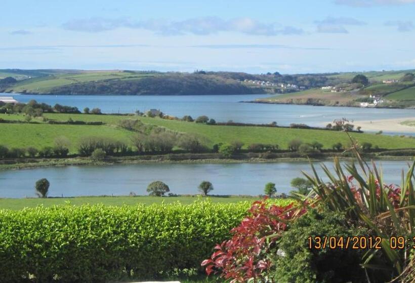 Bed and Breakfast Seafield Farmhouse