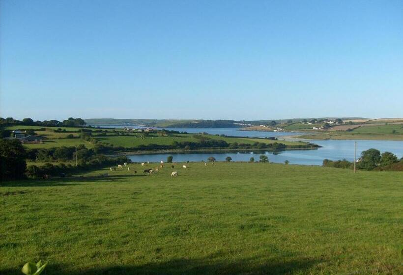 Bed and Breakfast Seafield Farmhouse