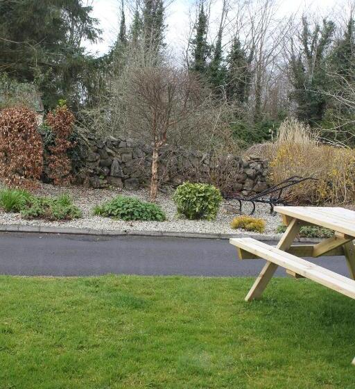 Carrowntober House B & B