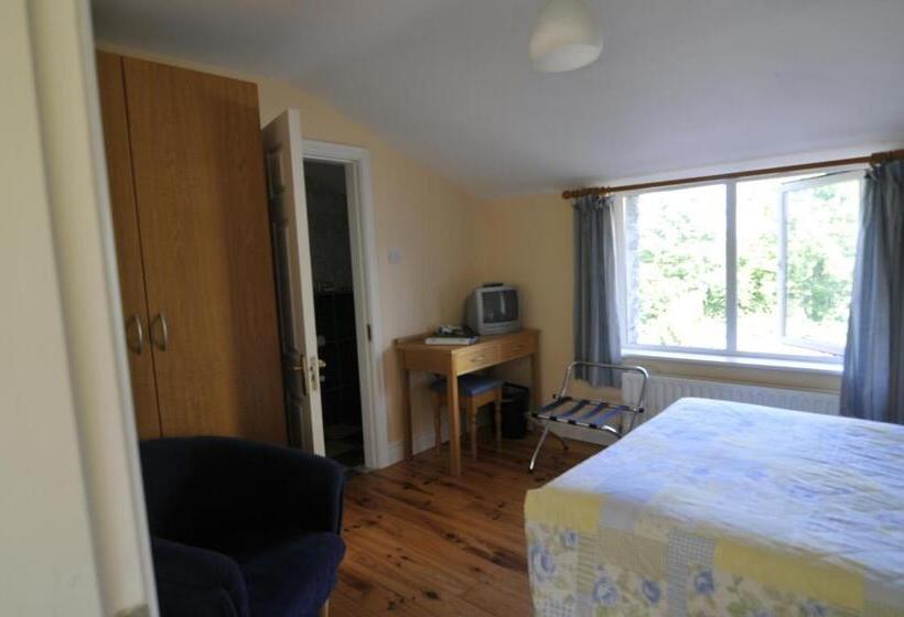 Carrowntober House B & B