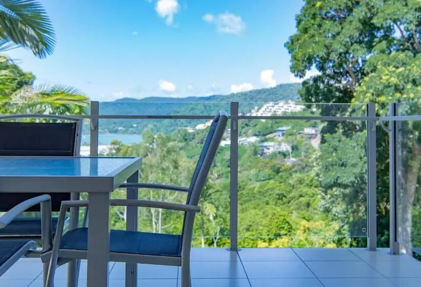 هتل Airlie Summit Apartments