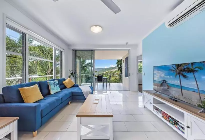 هتل Airlie Summit Apartments