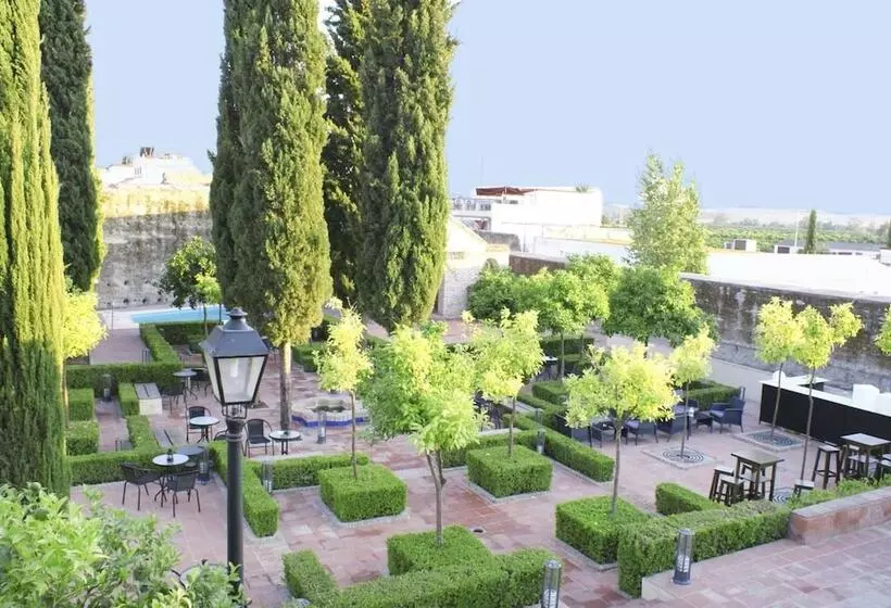 Hotelli Hospedería Convento De Santa Clara