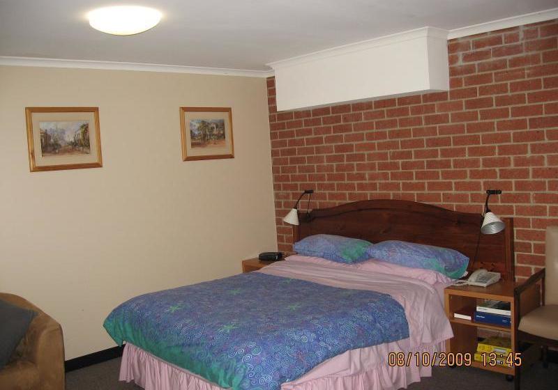 Отель Richmond Lodge