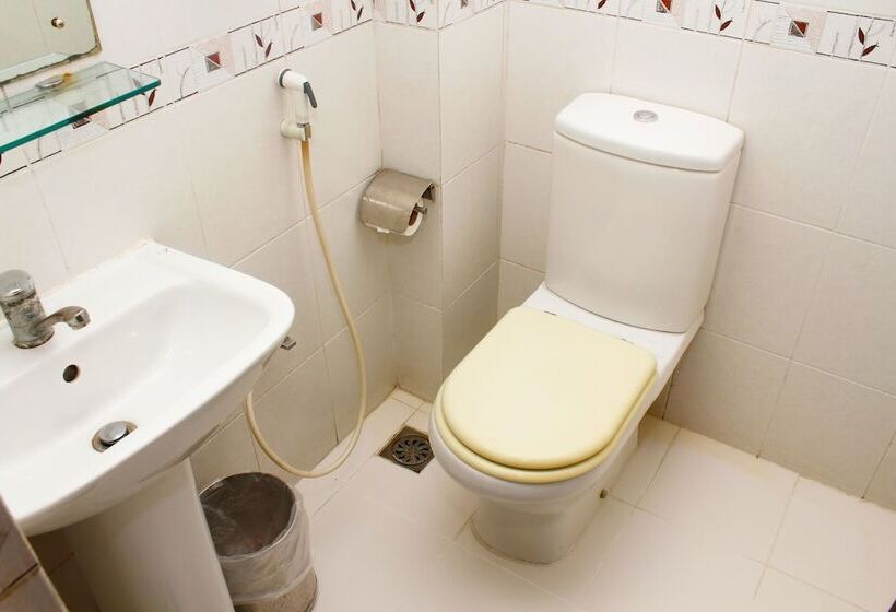 هتل Allegro Holiday Suites