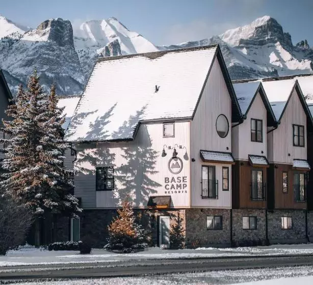 Hotelli Basecamp Resorts Canmore