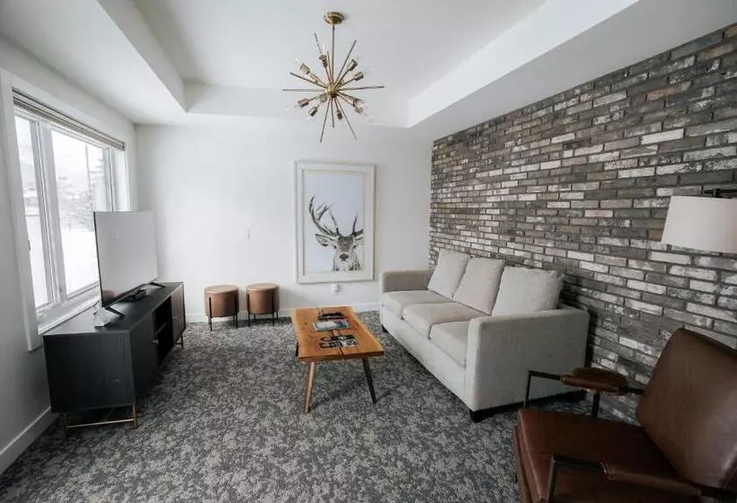 Hotelli Basecamp Resorts Canmore