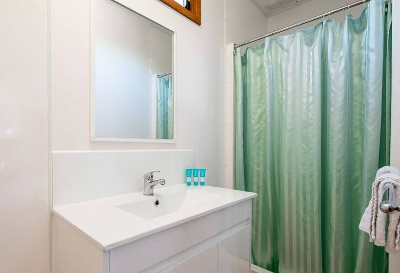 בית מלון כפרי Echo Holiday Parks   Naracoorte