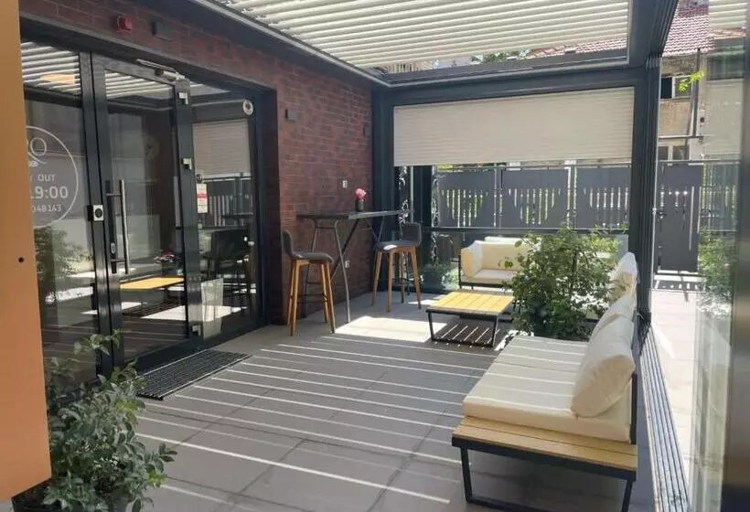 ホテル Caro Apartments & Rooms