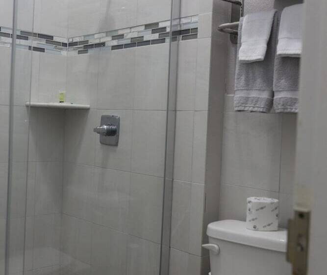 בית מלון כפרי Cornerstone Inn