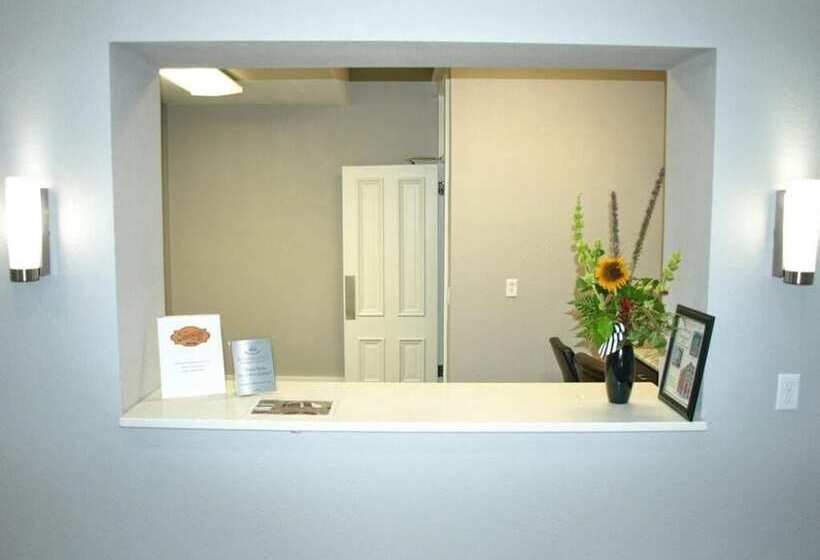 בית מלון כפרי Cornerstone Inn