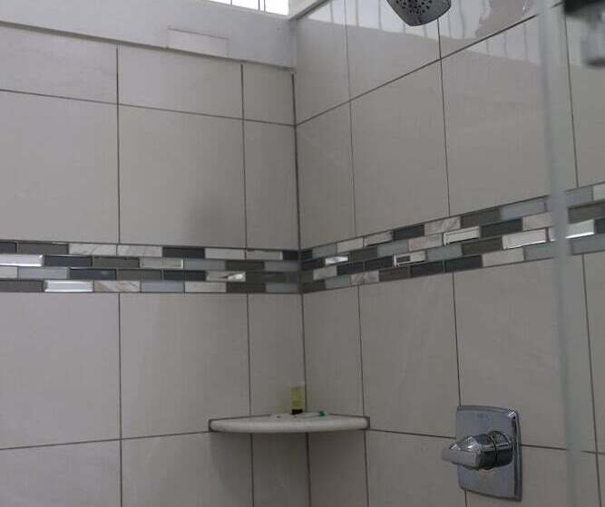 בית מלון כפרי Cornerstone Inn