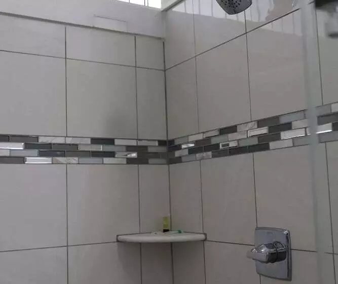 Hotelli Cornerstone Inn