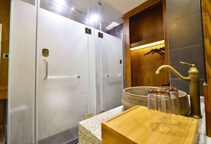 酒店 Ctn Liriver Boutique