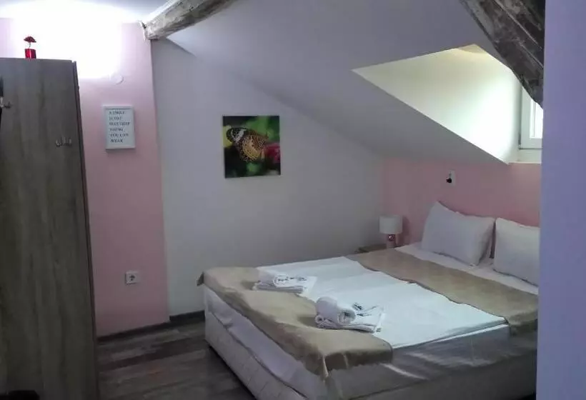 هتل Guest Rooms Filipopol