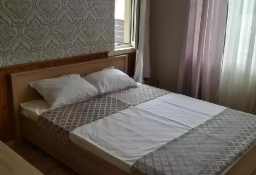 هتل Guest Rooms Filipopol