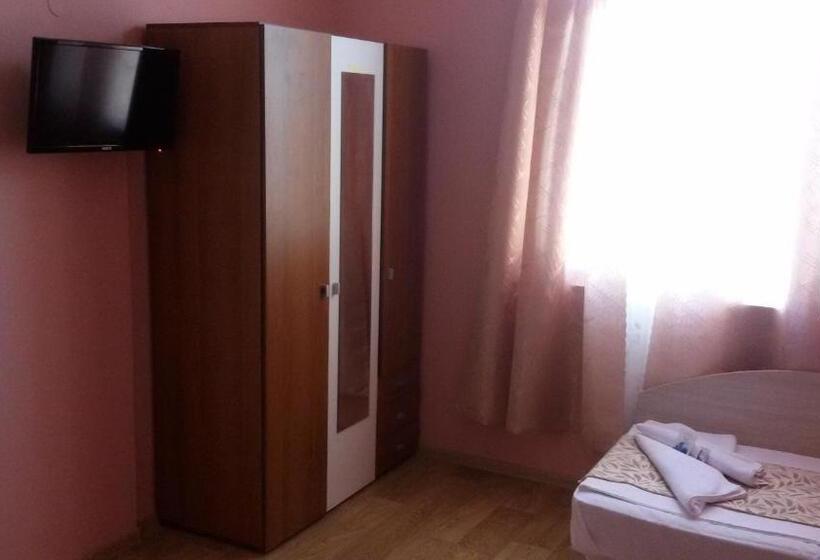 Hotel Guest Rooms Filipopol