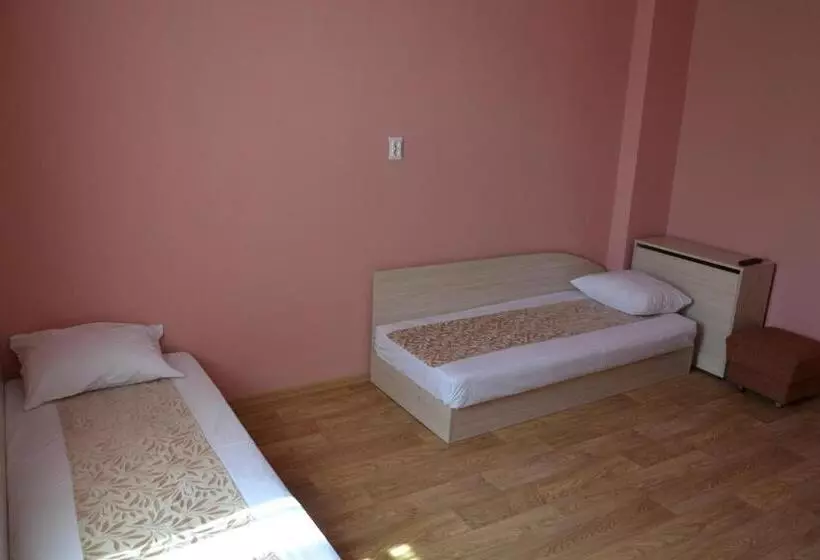هتل Guest Rooms Filipopol