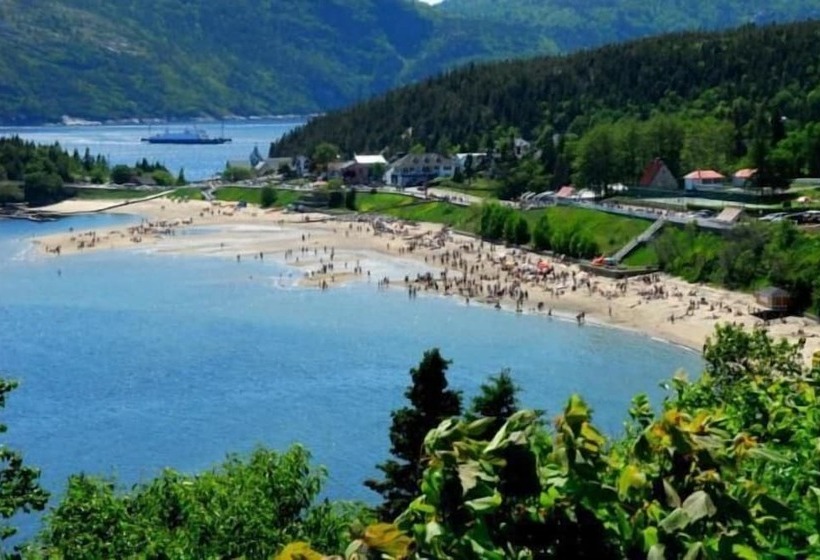 فندق La Galouine Auberge & Restaurant