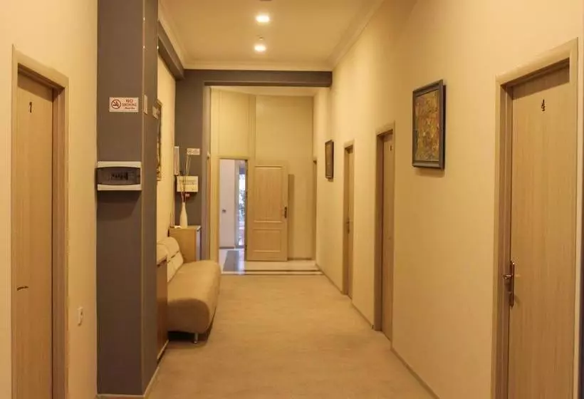 هتل Life Holiday Baku