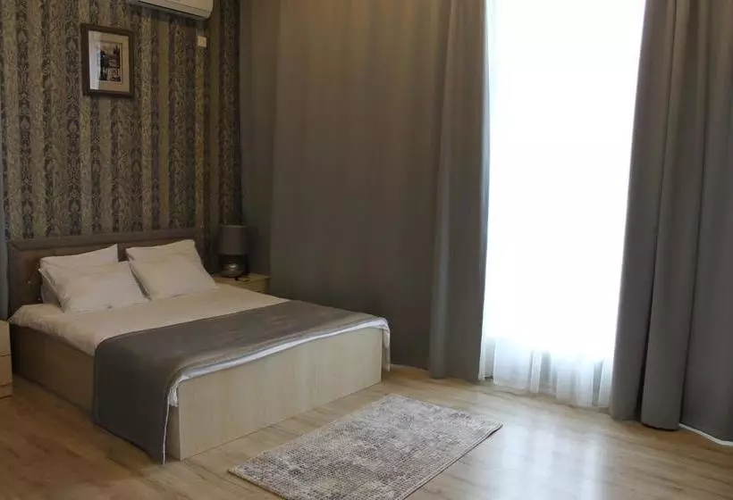 هتل Life Holiday Baku