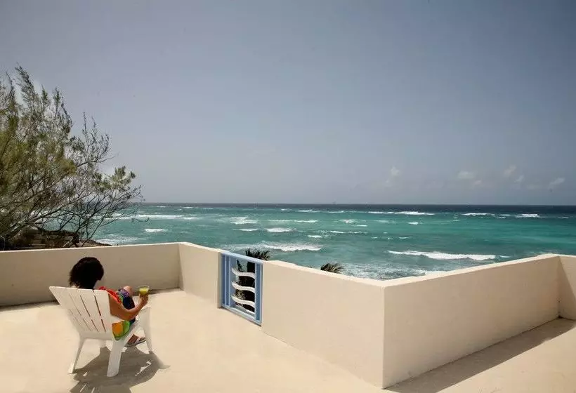 هتل Ocean Bliss Apartments