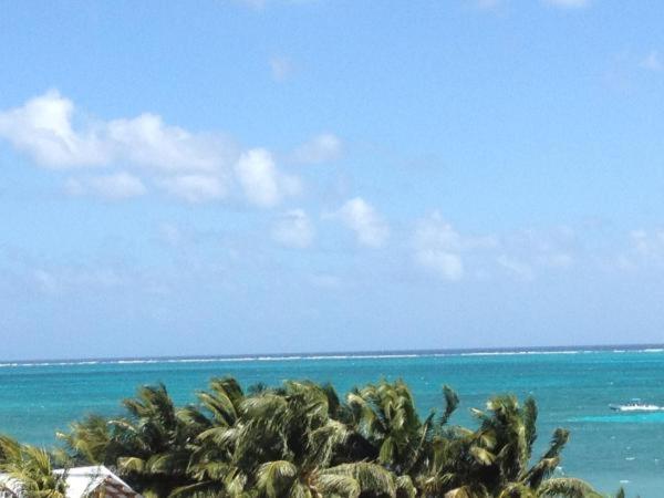 هتل Panchos Villas