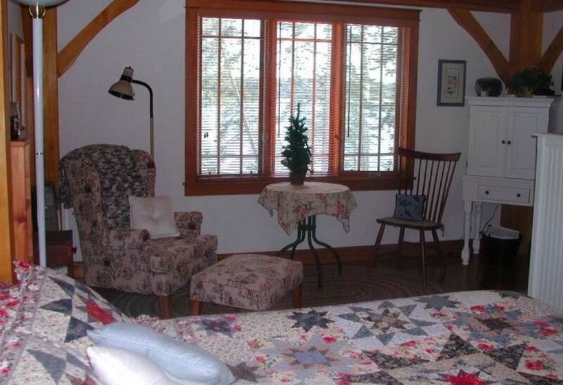 فندق Three Pines Bed And Breakfast