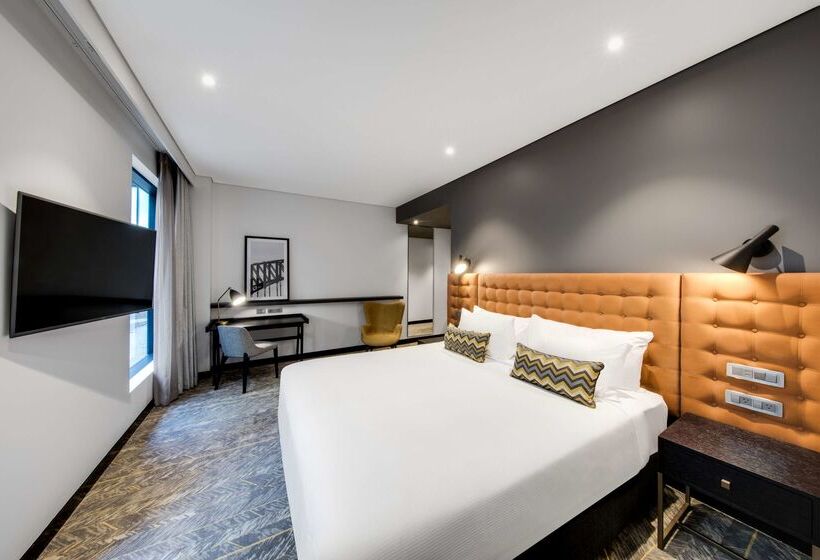 Vibe Hotel North Sydney