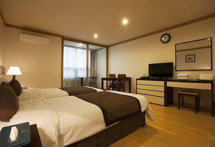 Paradise Bound Hotel & Resort