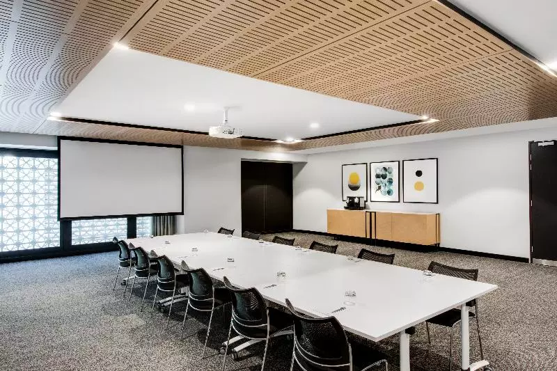 Vibe Hotel North Sydney