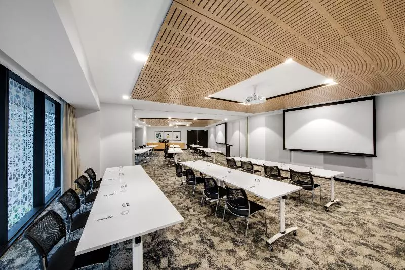 Vibe Hotel North Sydney