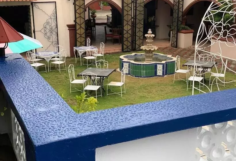 هتل Casa La Granja