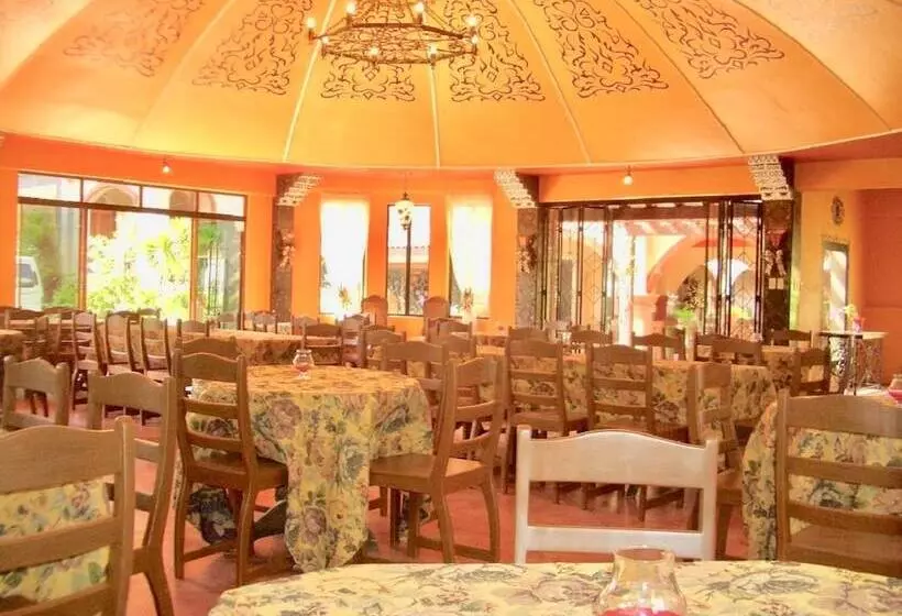 هتل Casa La Granja