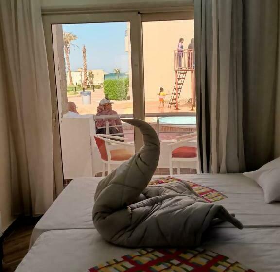 ホテル Cecilia Resort Private Chalets