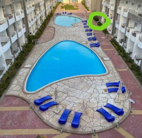 ホテル Cecilia Resort Private Chalets